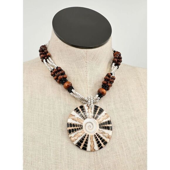 Vintage Mosaic Dial Swirl Inlay Shell Pendant Necklace 19”‎ - Picture 1 of 7